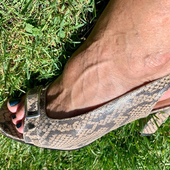 Bill Blass leather, snake print, sling-backs, 8 - Picture 10 of 16